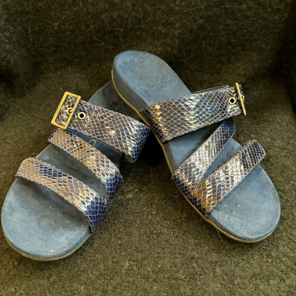 VIONIC Sz 9 Skylar Slip On Slides Croc Embossed Comfort Insole Sandals - Picture 1 of 9